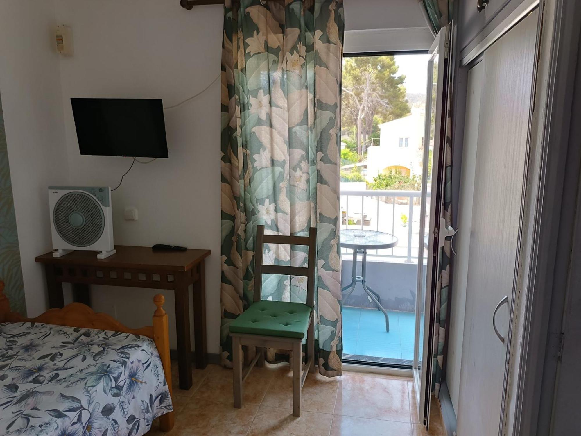 Hostal Belgica Palmanova Cameră foto